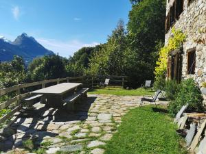 Rauft-Perfekter Rückzugsort für besondere Feierlichkeiten 2500 m2 Grundstück mitten in der Natur