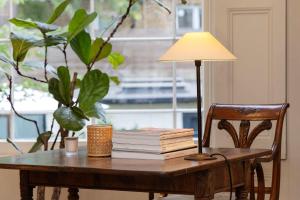 Veeve - The Climbing Rose