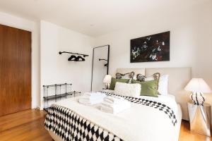 New! Bright 2BR Flat in Shoreditch, 6 mins to Tube