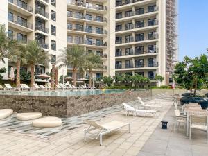 FIRST CLASS 1BR Glam Getaway , Canal View