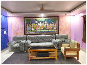 PRIME LOCATION NEAR SEA BEACH Hotel Sri Krishna Classic Residency ! Puri - Near Jagannath Temple and Golden Swargadwar Beach - Bengali Market - A Top Rated Hotel IN PURI