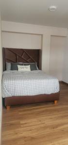 Depa UMBRA, one block from Rebagliati Hospital