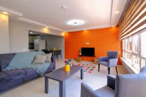 City Center Flat Sea View & Free WiFi