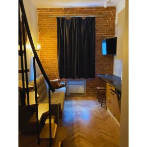 Studio LOFT right in the center