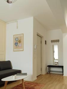 DOWNTOWN Tineretului Central Oasis --NEW Building-- 1min Metro Station ---Self Check-in---