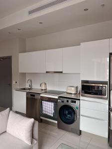 Luxury 1 Bedroom Apartment Table Mountain Views