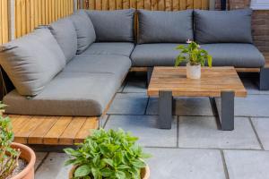 Peaceful multilevel 2BR flat with Garden in Fulham