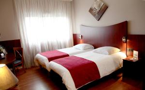 Hotels Logis Hotel Center : Chambre Lits Jumeaux Confort