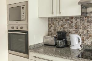 C10 - Lagos Historic Center