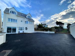 Gwbert Holiday Cottages, Riversmouth