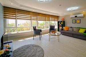 Central 1BR Flat in Kaleici Sea View