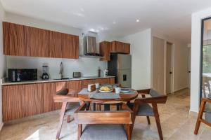 Modern and bright Rooftop pools gym cowork