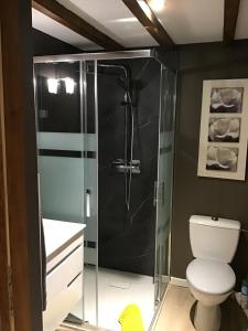 Le Petit Mona Céléna