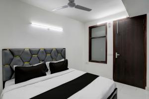 Collection O 247 Hotel