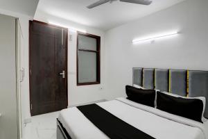 Collection O 247 Hotel