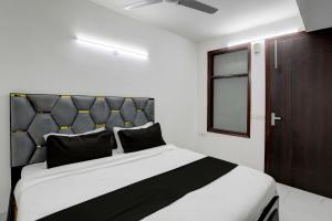 Collection O 247 Hotel