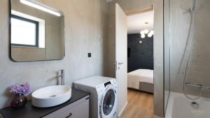 Manu Art Living Signature Victoriei