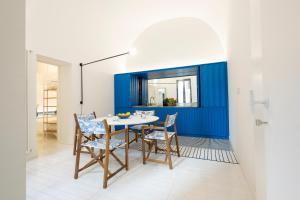 Designer three-room apartment 100 meters from the cathedral Amalfi 44