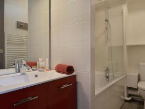 Studio rénové et confortable · Cœur de station - FR-1-181-2007