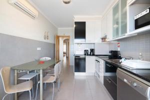 Quarteira Modern Flat