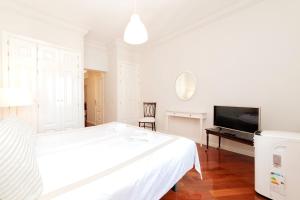 Regio Esquinazo Calle Mayor y Cava de San Miguel