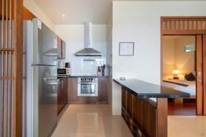 Serenity Escape Seaview 3BR Penthouse with pool