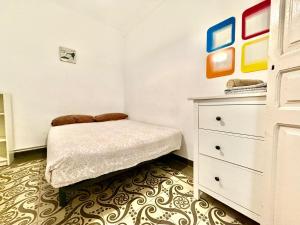 Bright 3 Bedroom Apartment Central Barcelona