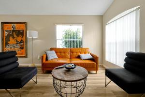 Pet-Friendly Home w Pool Near Disney & Champions Gate