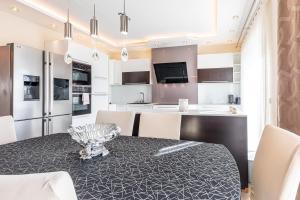 Family & Luxury by JR City Apartments