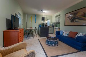 SECRET GARDEN-bike-friendly home-MANDARANCIO