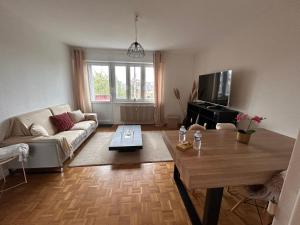 Magnifique, appartement spacieux, deux chambres , deux terrasse, un grand salon, salle à manger, pas loin de la gare de Muhlouse