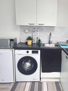 Studio flat close to Heathrew Airport