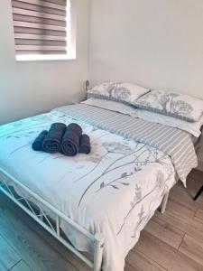 Studio flat close to Heathrew Airport