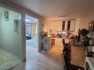 Seoul Station West 10 min on foot bus stop 1 min