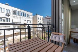 Boho Style Flat with Free WiFi Near Kaleici & AVM