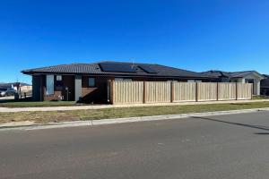 Charming Modern Family Home in Wyndham Vale