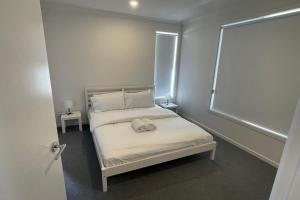 Charming Modern Family Home in Wyndham Vale