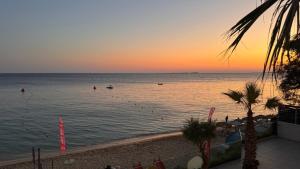 Infinity Beach House by KLV