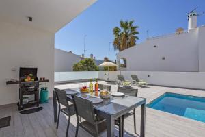 Villa Dona Julia by Villa Plus