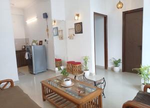 Tapovan Stay Near Ganga & Cafés by Jabula Getaways