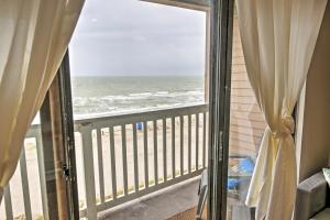 Balcony with Ocean View! North Beach 2nd-Floor Condo