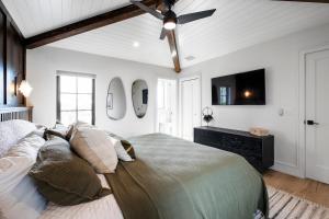 Periwinkle Place