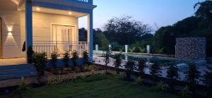 Shalom Maple Leaf Villa