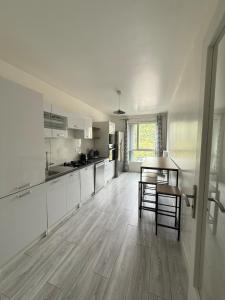 Grand appartement 2 chambres lumineux et moderne à Honfleur