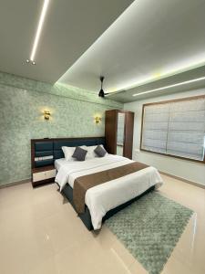 Bayfront Bliss - Flat 3BHK in Calicut Beach-Wakeup to stunning views