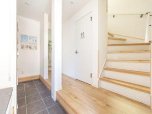 新建别墅民宿Asakusa秋葉原銀座上野東京空港无印良品风格单独洗漱台X2两个智能马桶X2