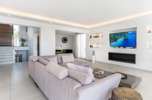 Luxury Villa with Heated Pool, Jacuzzi, Sauna and more