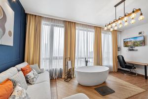 LUXURY APARTMENT IN OLD TBILISI WITH TERRACe