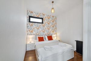 LUXURY APARTMENT IN OLD TBILISI WITH TERRACe