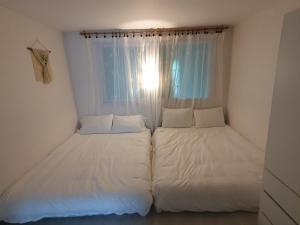 3 rooms 2 minutes walk from Sangwangsimni Station Myeongdong Jongno Seongsu Jamsil Moment for a comfortable trip